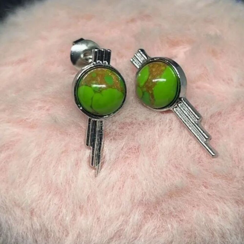 NEW Artisan Art Deco Silver Plated Green Turquoise Stone Earrings